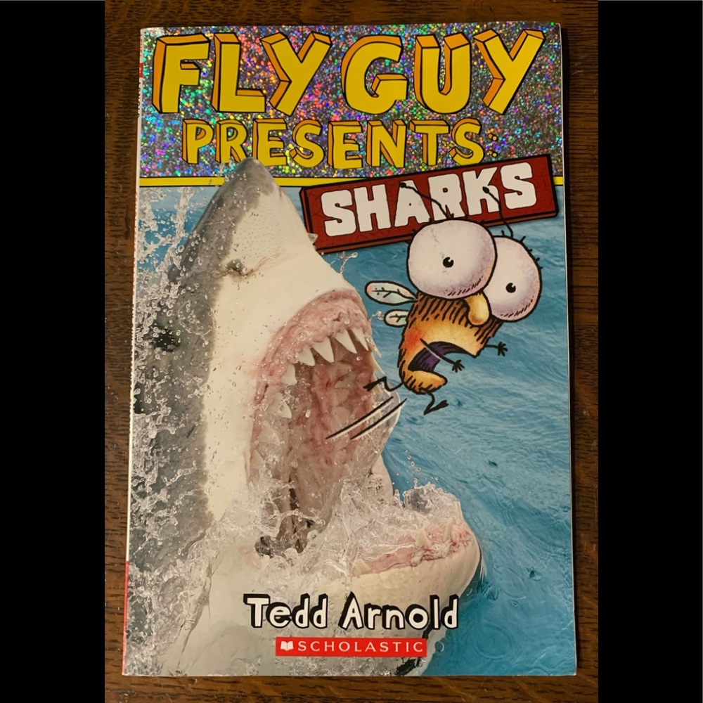 Fly Guy Presents: Sharks by Tedd Arnold